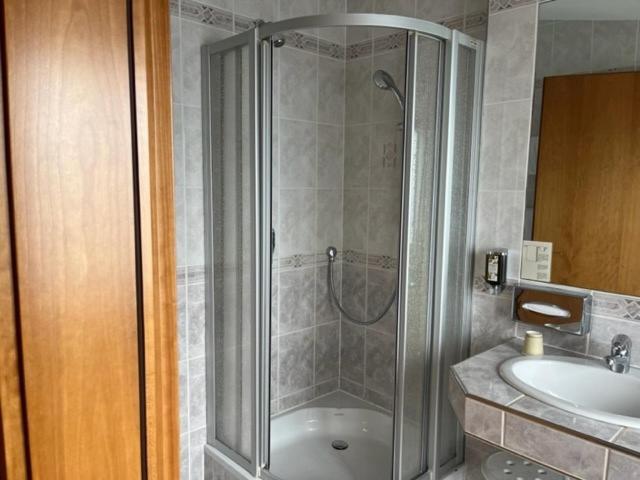 Hotel Roemischer Kaiser Трир Экстерьер фото