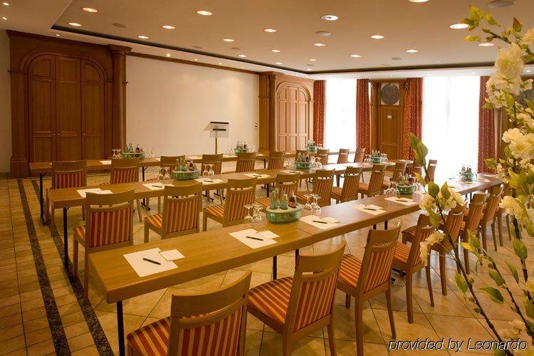 Hotel Roemischer Kaiser Трир Удобства фото