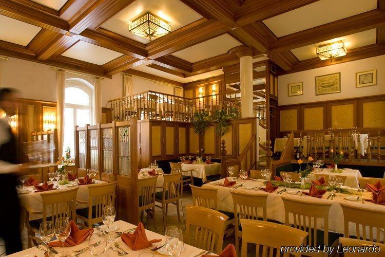 Hotel Roemischer Kaiser Трир Ресторан фото