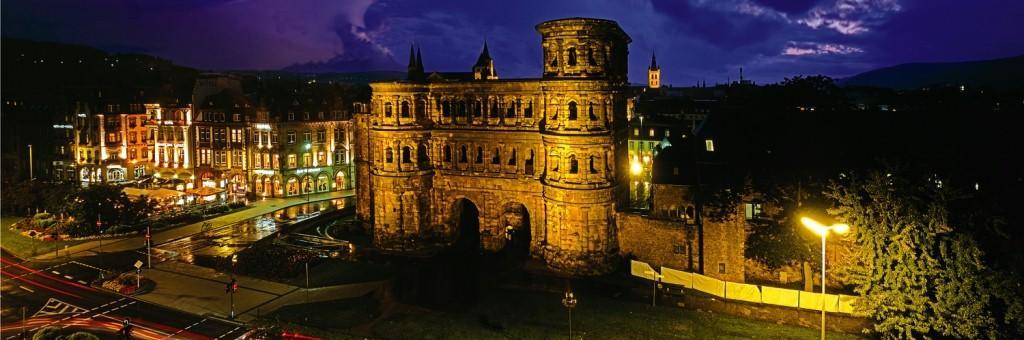 Hotel Roemischer Kaiser Трир Экстерьер фото