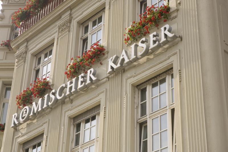 Hotel Roemischer Kaiser Трир Экстерьер фото
