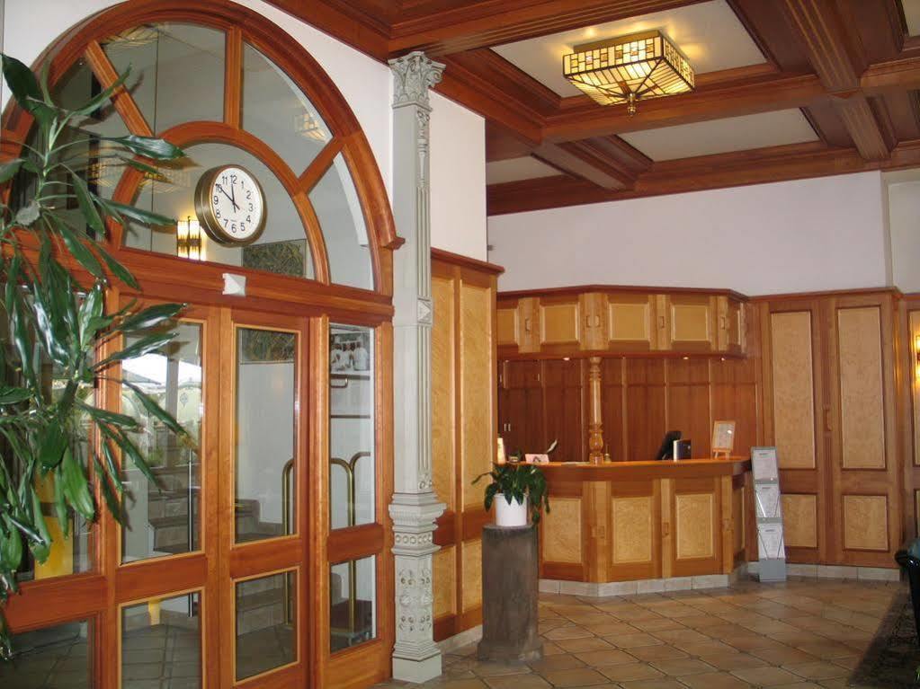 Hotel Roemischer Kaiser Трир Экстерьер фото